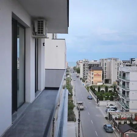 B1 Tower & * Năvodari